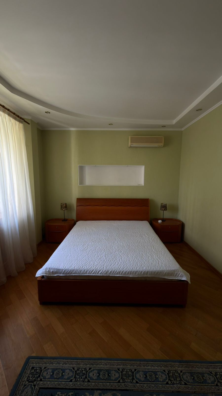 Аренда 3-комнатной квартиры 130 м², Вишняковская ул., 13
