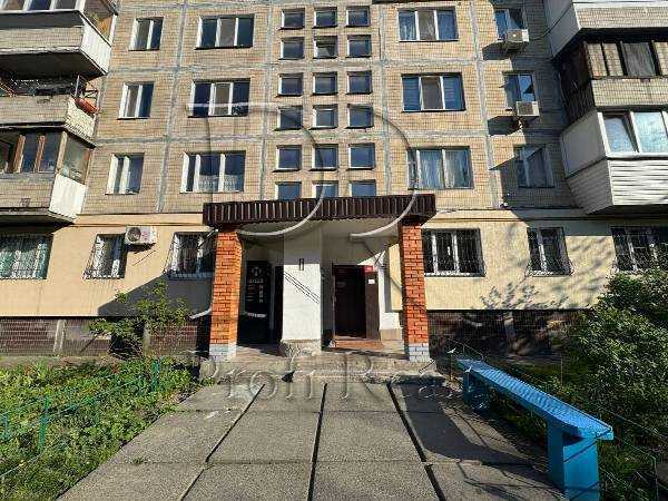 Продажа 2-комнатной квартиры 47 м², Павла Тычины просп., 22А