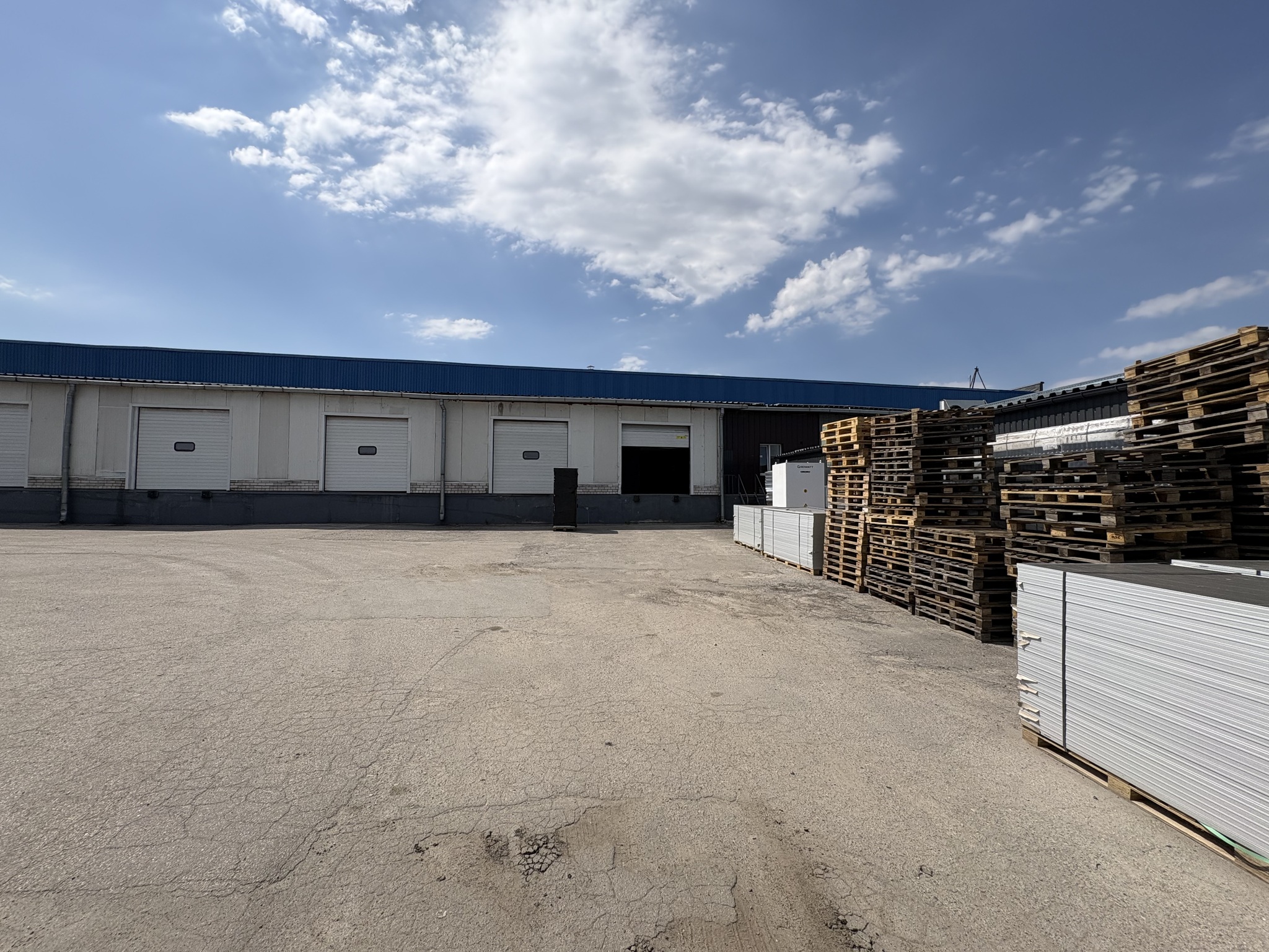 Аренда склада 800 м², Ивана Мазепы просп.