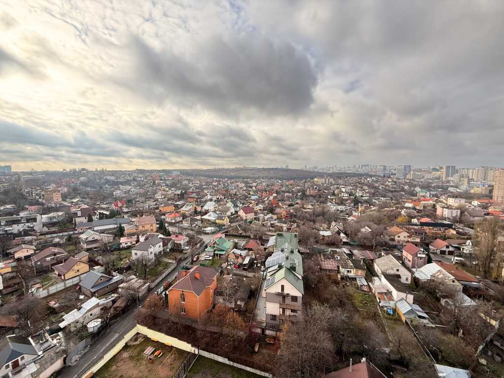 Продаж 3-кімнатної квартири 112 м², Науки просп., 30
