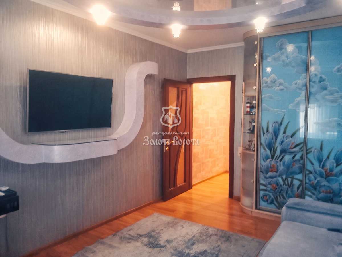 Продажа 2-комнатной квартиры 69 м², Краковская ул., 13Б