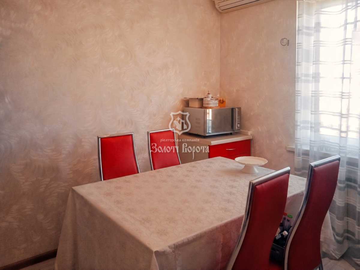 Продажа 2-комнатной квартиры 69 м², Краковская ул., 13Б