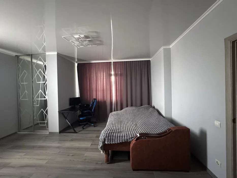 Продажа 1-комнатной квартиры 46 м², Ярослава Гашека бул., 22