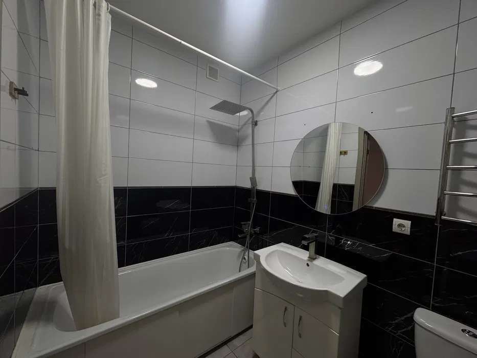 Продажа 1-комнатной квартиры 46 м², Ярослава Гашека бул., 22