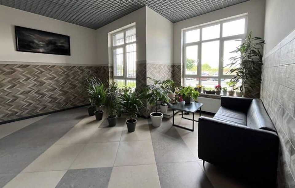 Продаж 2-кімнатної квартири 50 м², Академіка Глушкова просп.