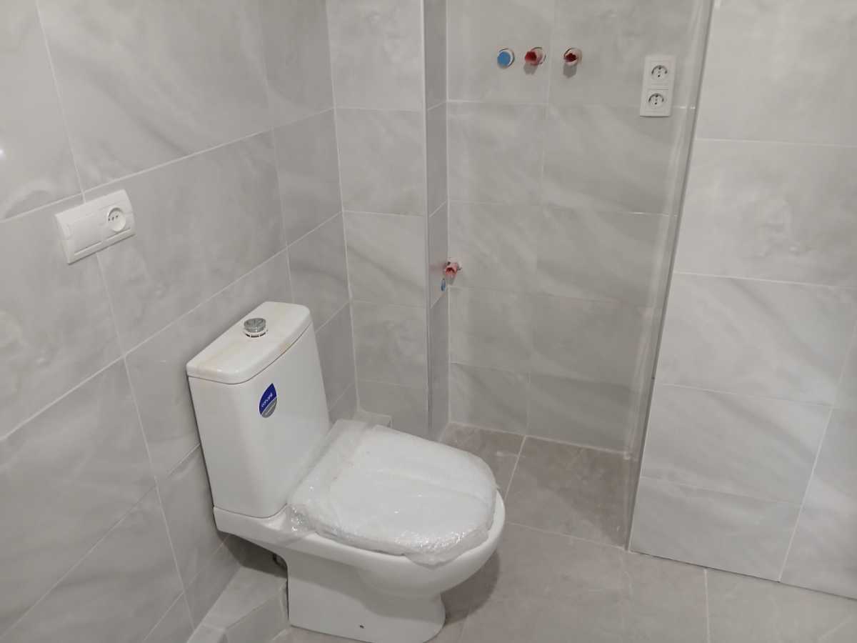 Продаж 2-кімнатної квартири 50 м², Академіка Глушкова просп.