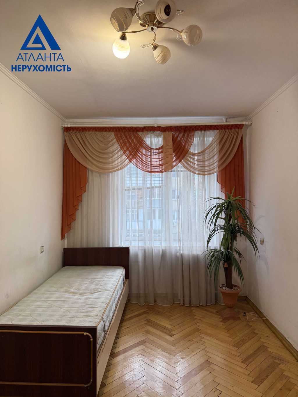 Продаж 3-кімнатної квартири 58.3 м², В'ячеслава Хурсенка вул., 58