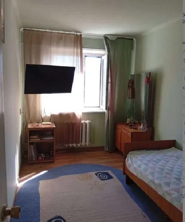 Продаж 3-кімнатної квартири 57.5 м², Люстдорфская дор.