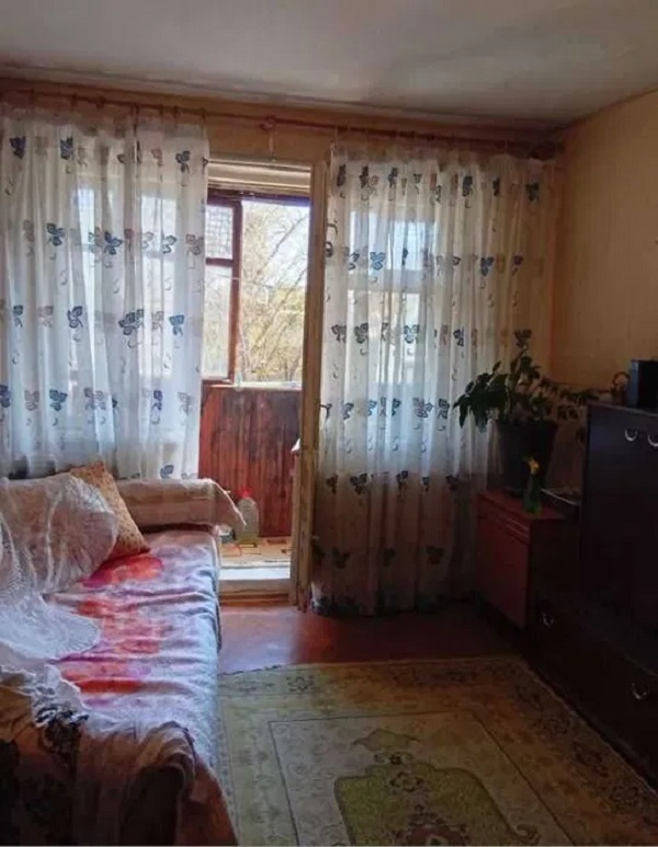 Продаж 3-кімнатної квартири 57.5 м², Люстдорфская дор.