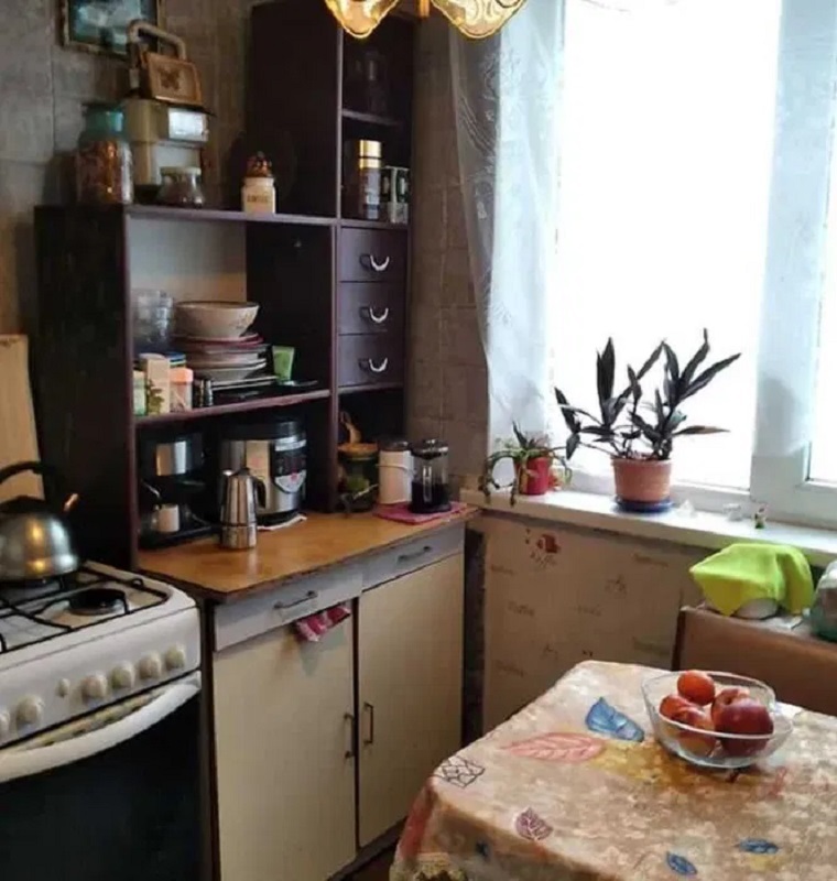 Продаж 3-кімнатної квартири 57.5 м², Люстдорфская дор.