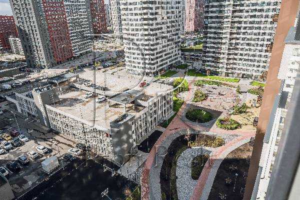 Продаж 2-кімнатної квартири 68 м², Олександра Олеся вул., 17А