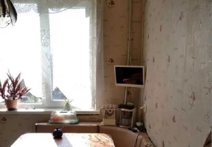 Продаж 3-кімнатної квартири 57.5 м², Люстдорфская дор.
