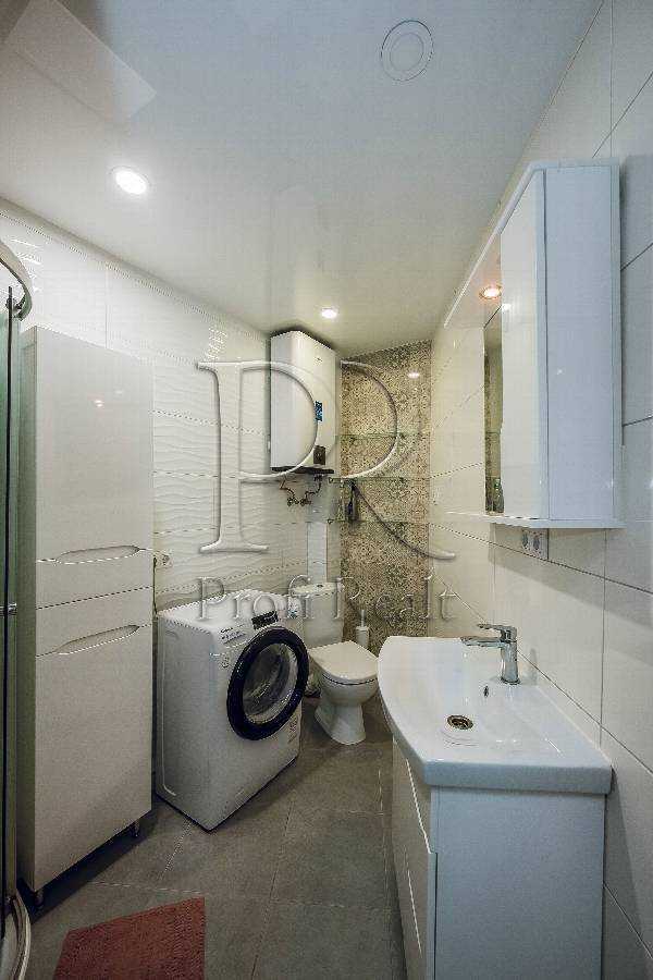 Продаж 1-кімнатної квартири 30 м², Академіка Шалімова вул., 67В