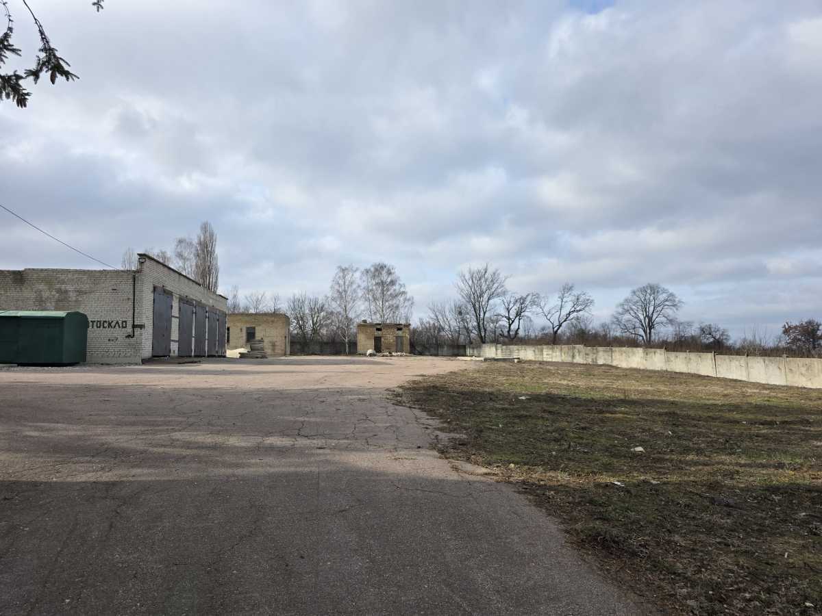 Продаж приміщення вільного призначення 2000 м², Ивана Кожедуба вул.