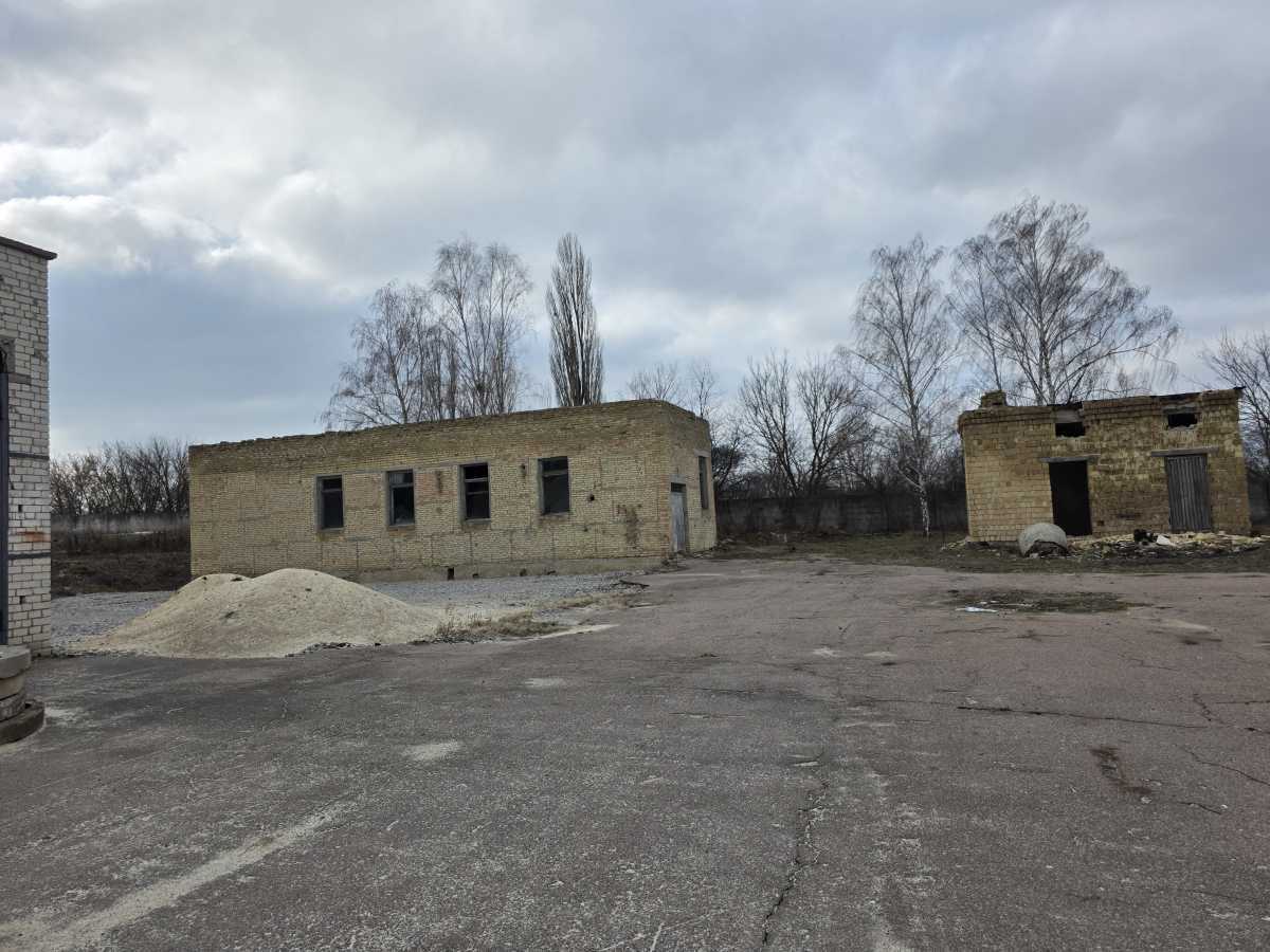 Продаж приміщення вільного призначення 2000 м², Ивана Кожедуба вул.