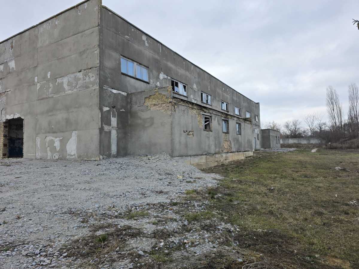 Продаж приміщення вільного призначення 2000 м², Ивана Кожедуба вул.