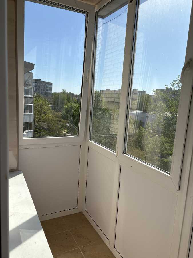 Продаж 2-кімнатної квартири 52.5 м², Соборності просп., 35