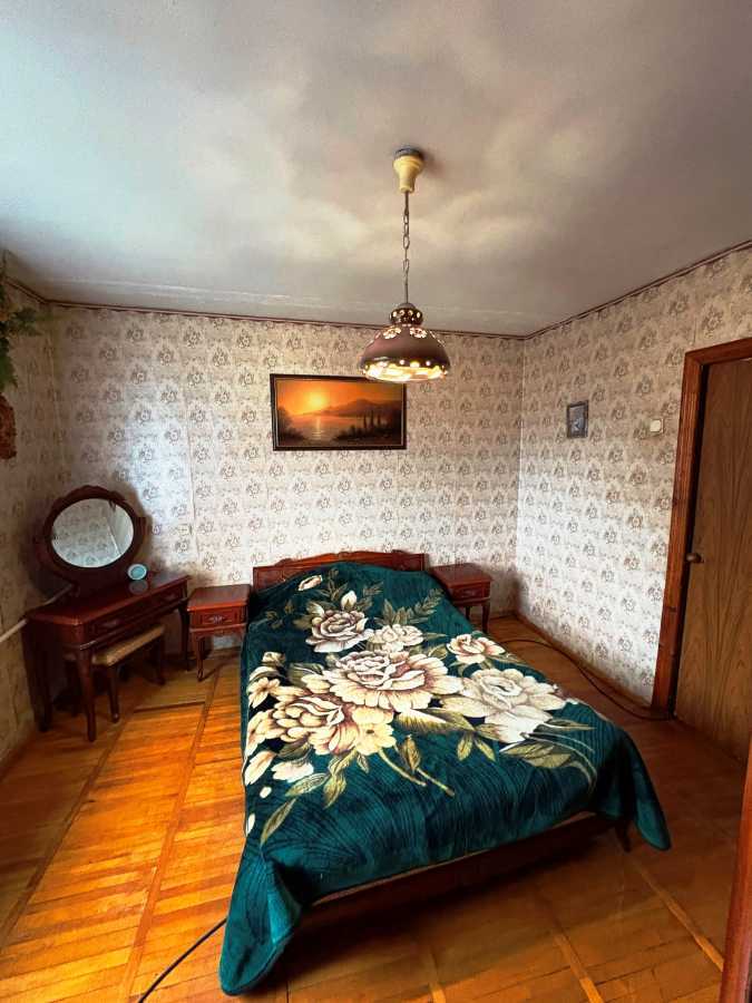 Продаж 2-кімнатної квартири 52.5 м², Соборності просп., 35
