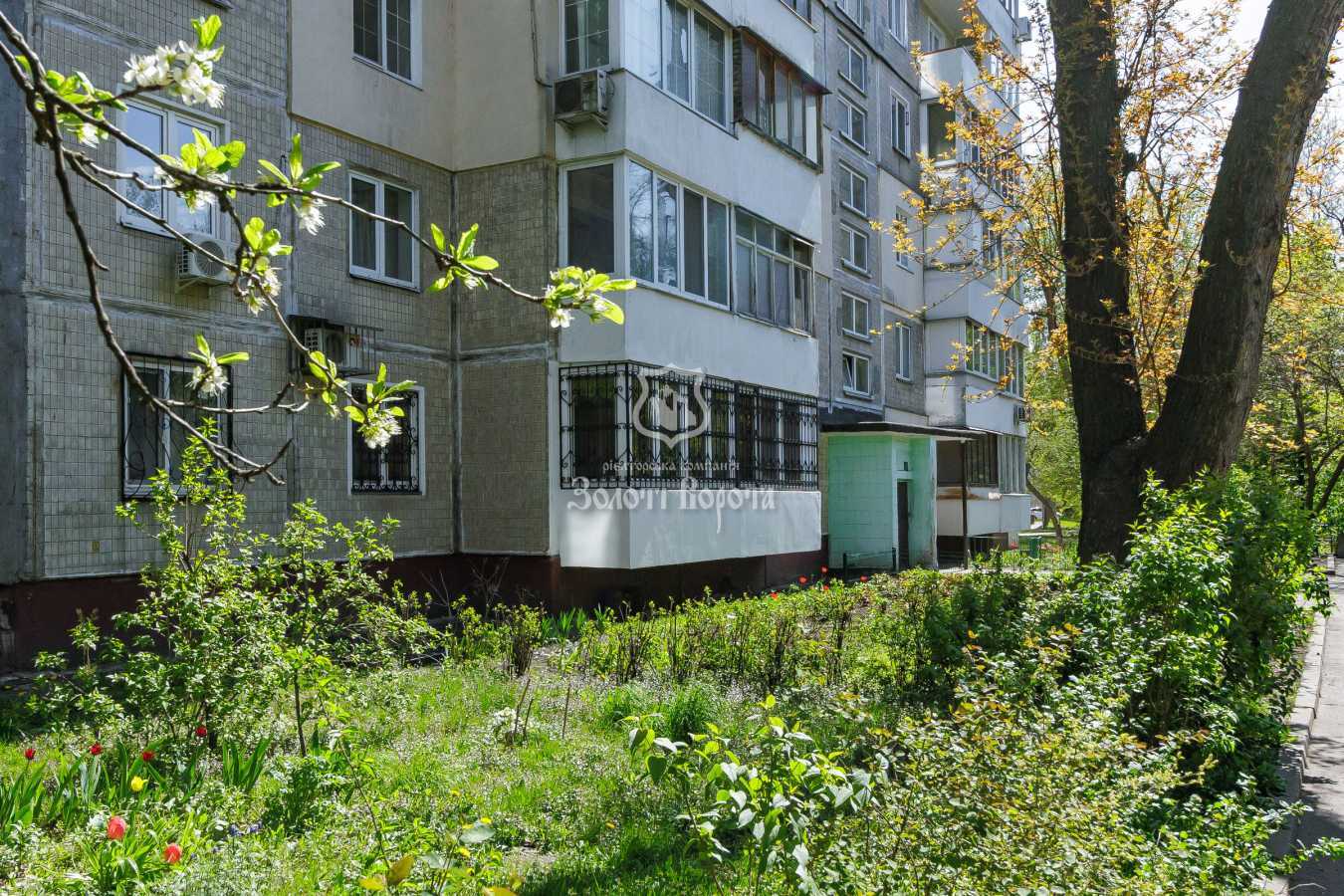 Продажа 3-комнатной квартиры 57.8 м², Энтузиастов ул., 41
