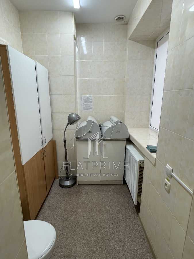 Продаж приміщення вільного призначення 350 м², Володимира Винниченко вул., 14