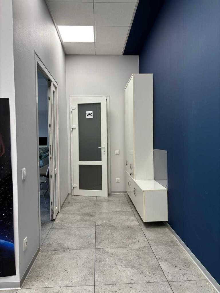 Продаж приміщення вільного призначення 73 м², Копилівська вул., 2