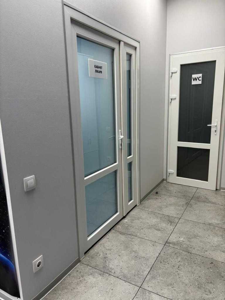 Продаж приміщення вільного призначення 73 м², Копилівська вул., 2