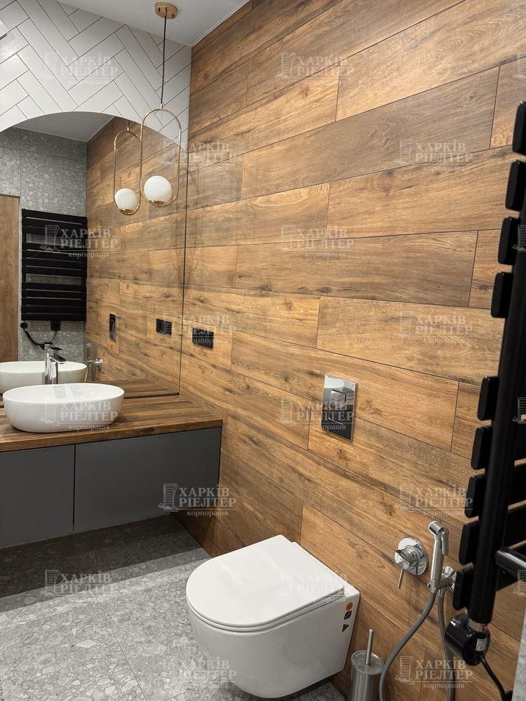 Продажа 2-комнатной квартиры 70 м², Профессорская ул., 18