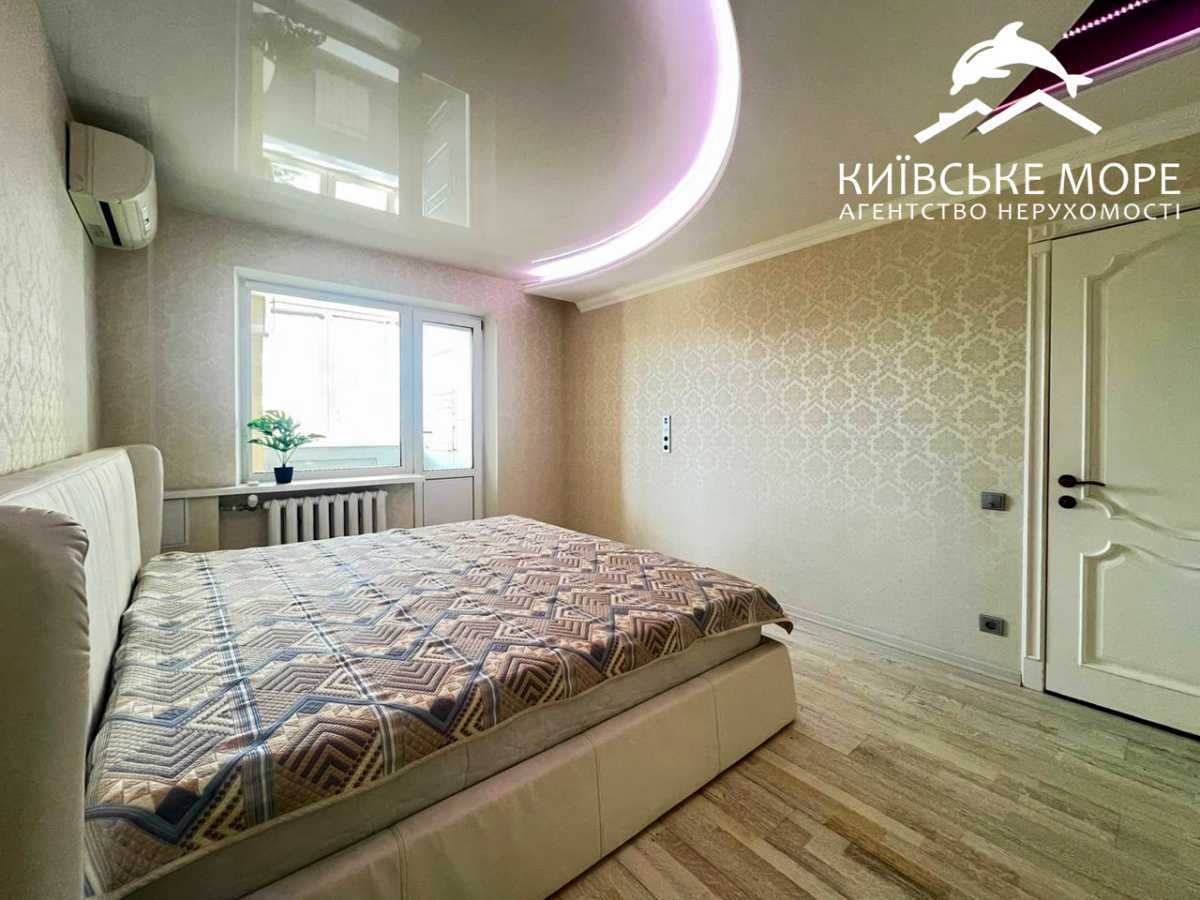 Аренда 3-комнатной квартиры 98 м², Константина Данькевича ул., 8