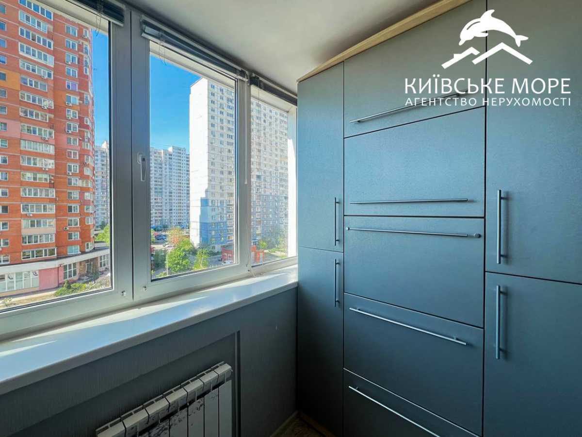 Аренда 3-комнатной квартиры 98 м², Константина Данькевича ул., 8