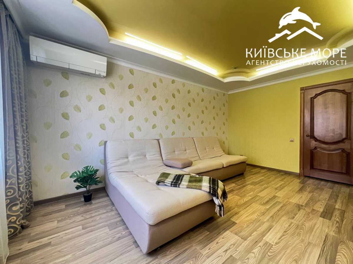 Аренда 3-комнатной квартиры 98 м², Константина Данькевича ул., 8
