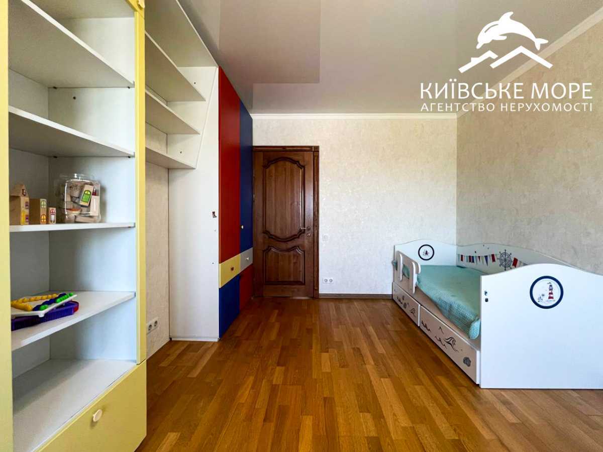 Аренда 3-комнатной квартиры 98 м², Константина Данькевича ул., 8