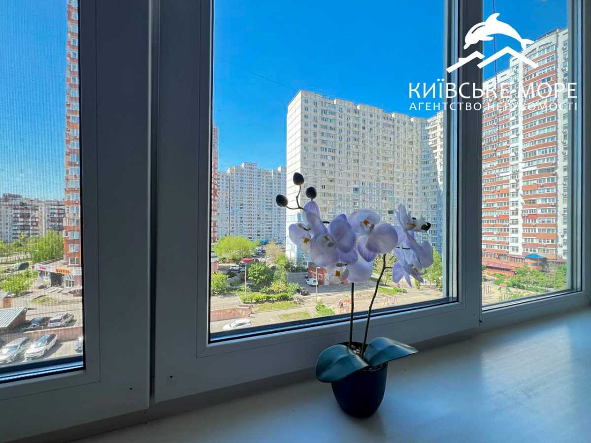 Аренда 3-комнатной квартиры 98 м², Константина Данькевича ул., 8