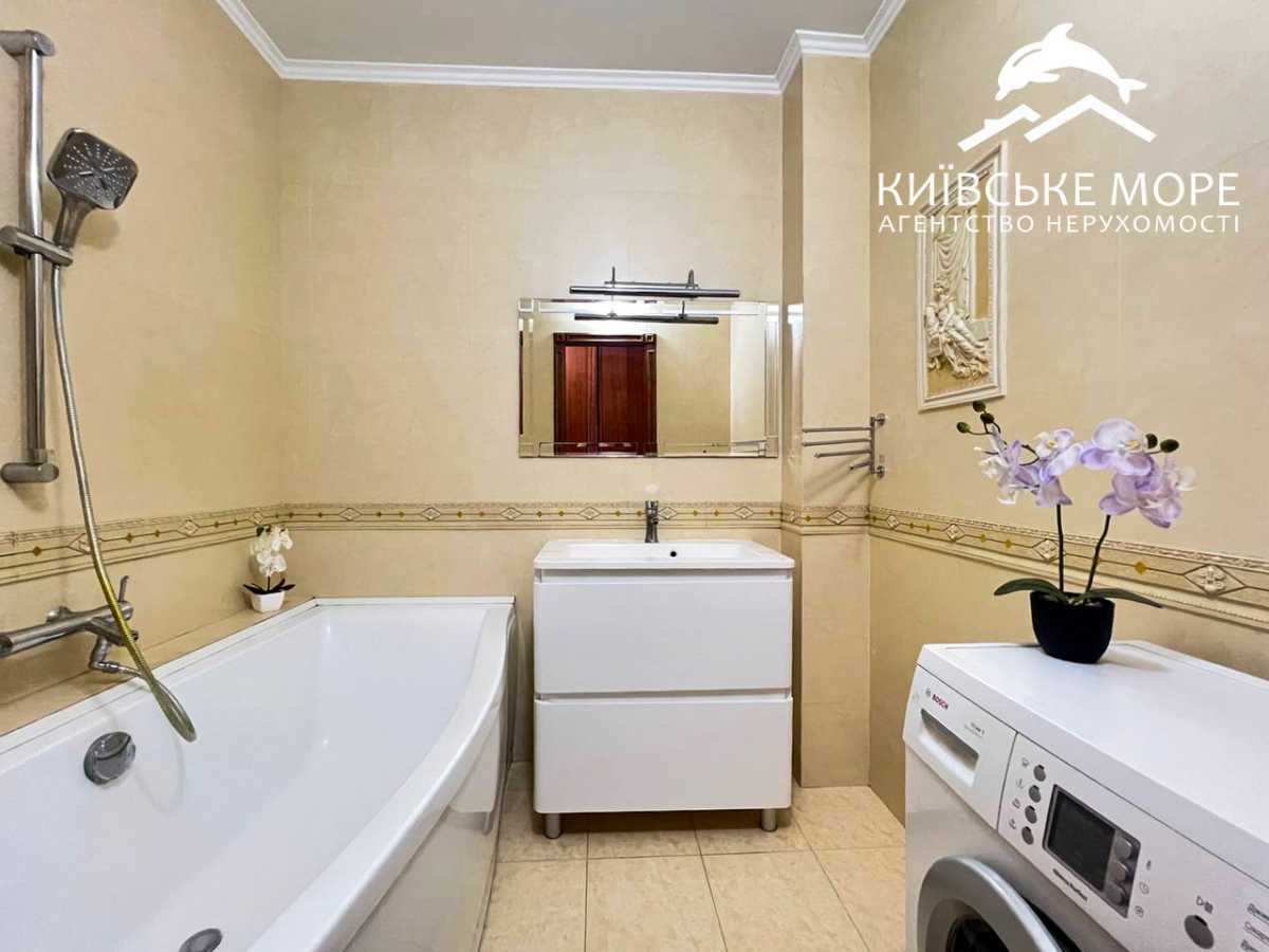 Аренда 3-комнатной квартиры 98 м², Константина Данькевича ул., 8