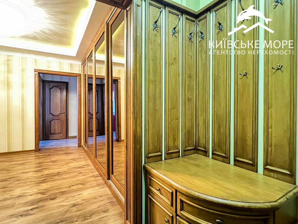 Аренда 3-комнатной квартиры 98 м², Константина Данькевича ул., 8