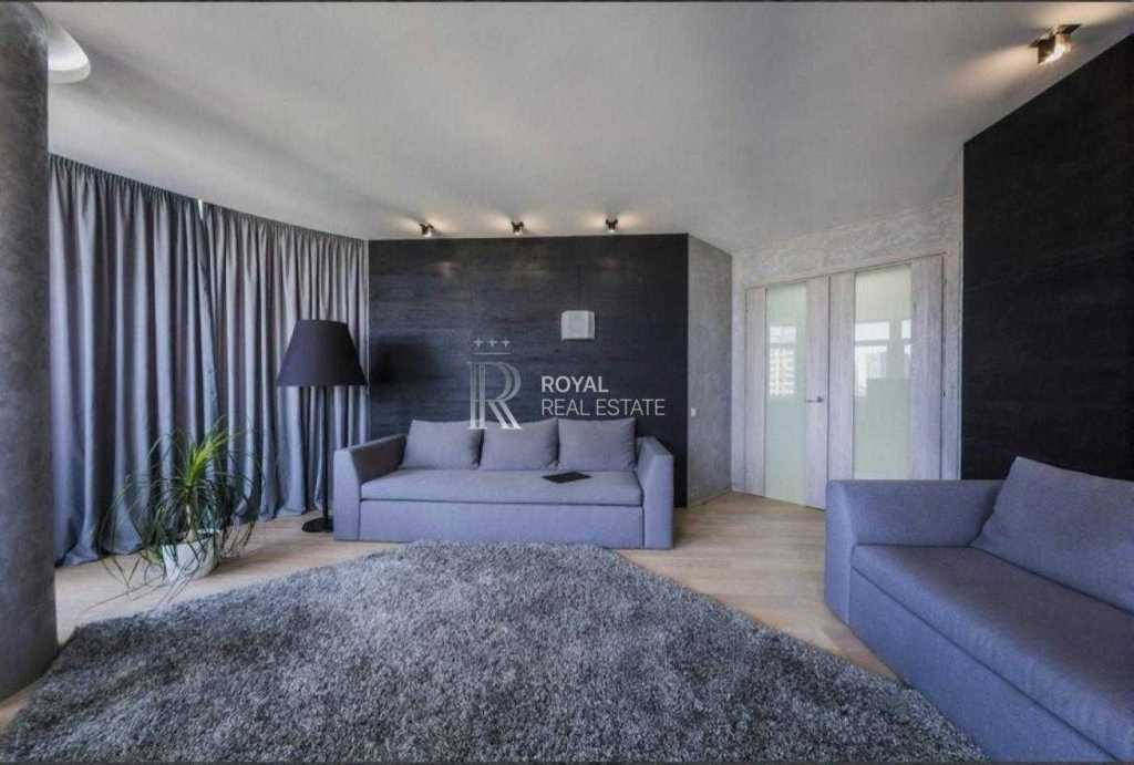 Продаж 5-кімнатної квартири 169 м², Дмитрівська вул., 75