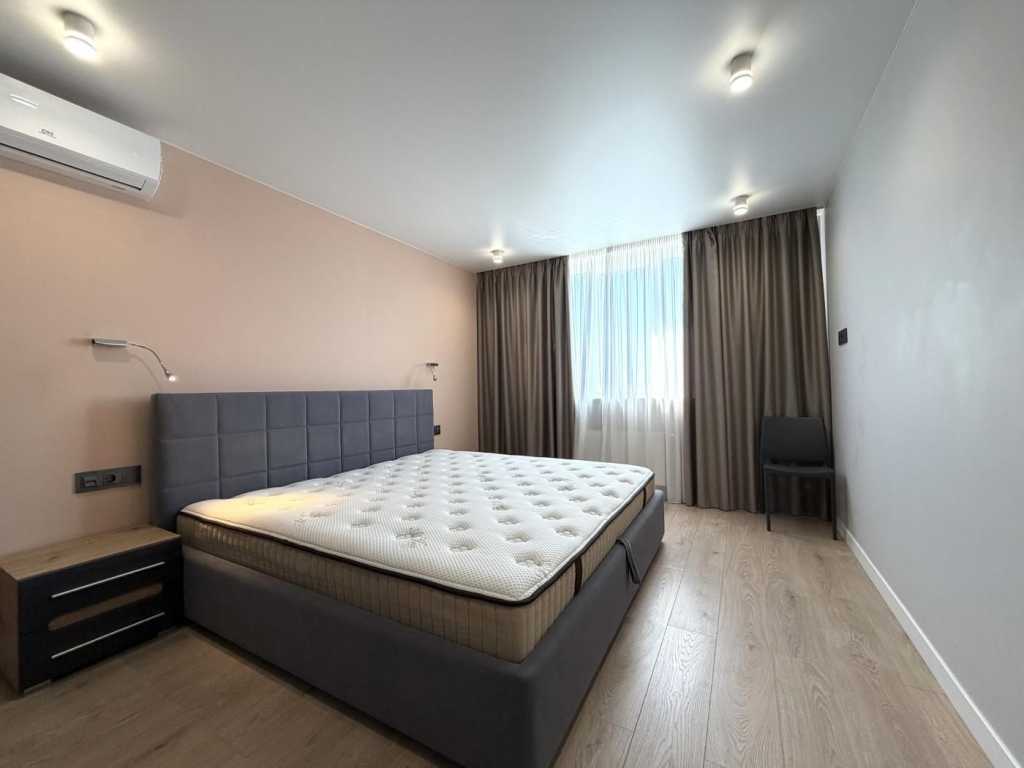 Продажа 1-комнатной квартиры 52.6 м², Михаила Максимовича ул., 32А