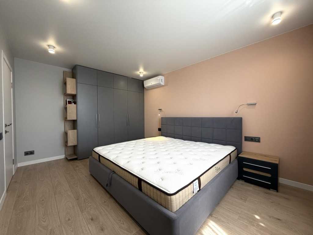 Продажа 1-комнатной квартиры 52.6 м², Михаила Максимовича ул., 32А