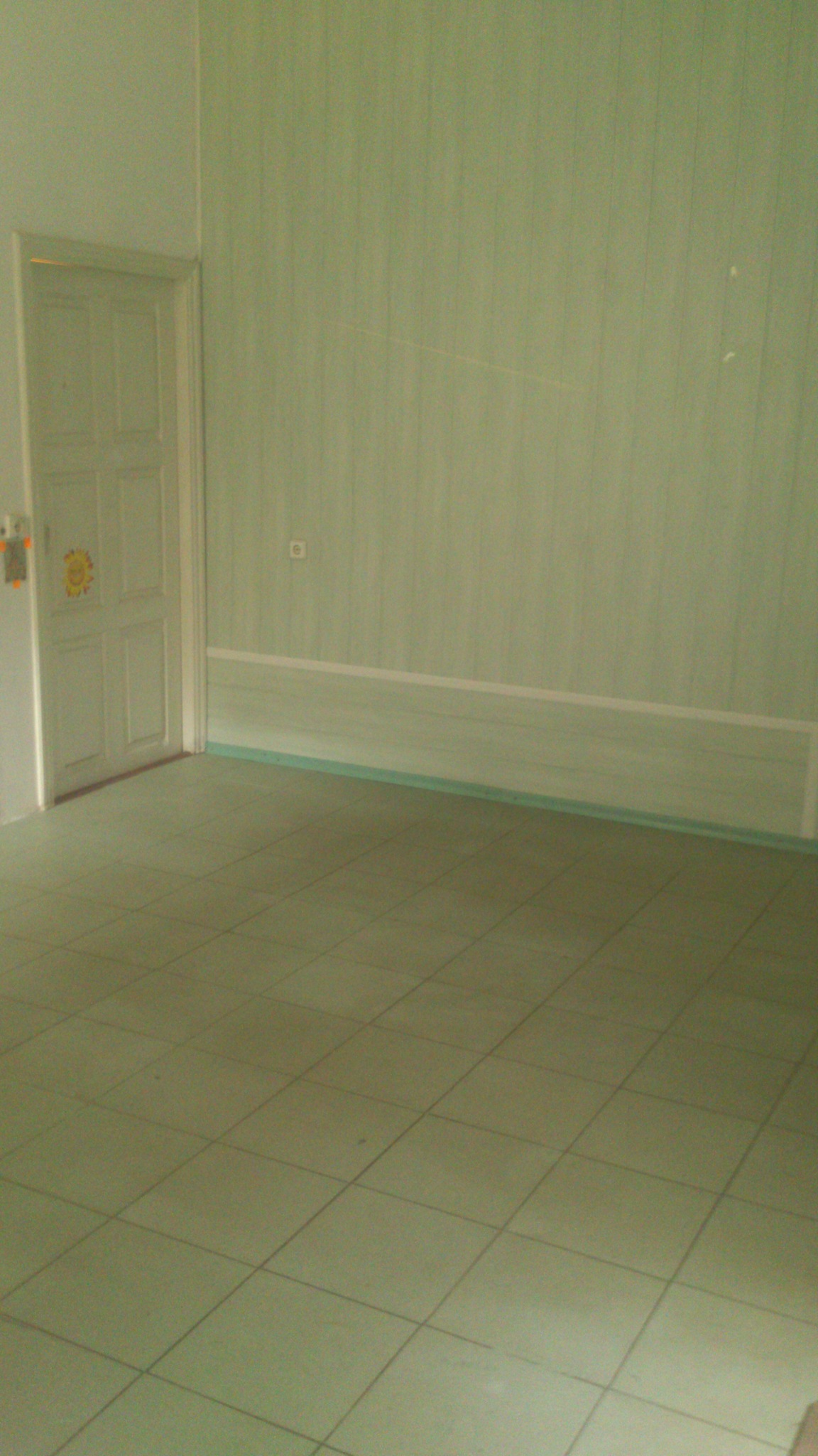 Продаж комерції 42.8 м²