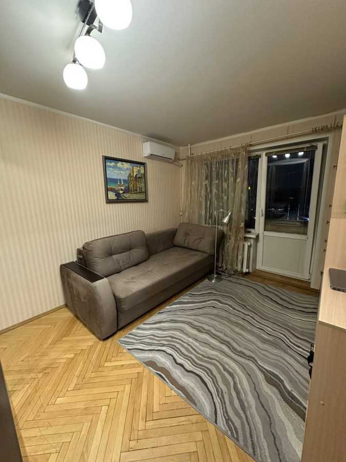 Продажа 2-комнатной квартиры 46 м², Андрея Малышко ул., 3