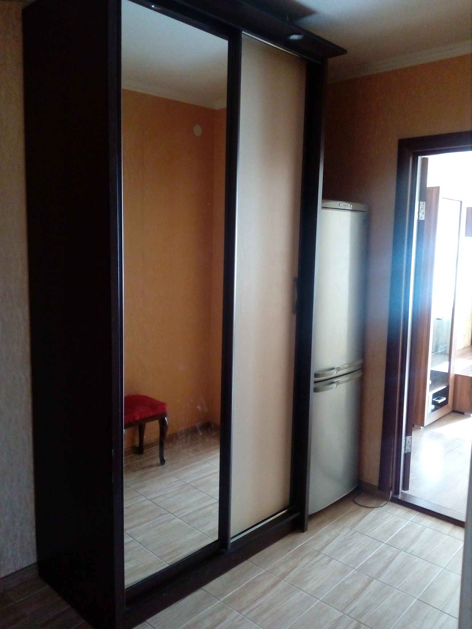 Продаж 3-кімнатної квартири 48.8 м²