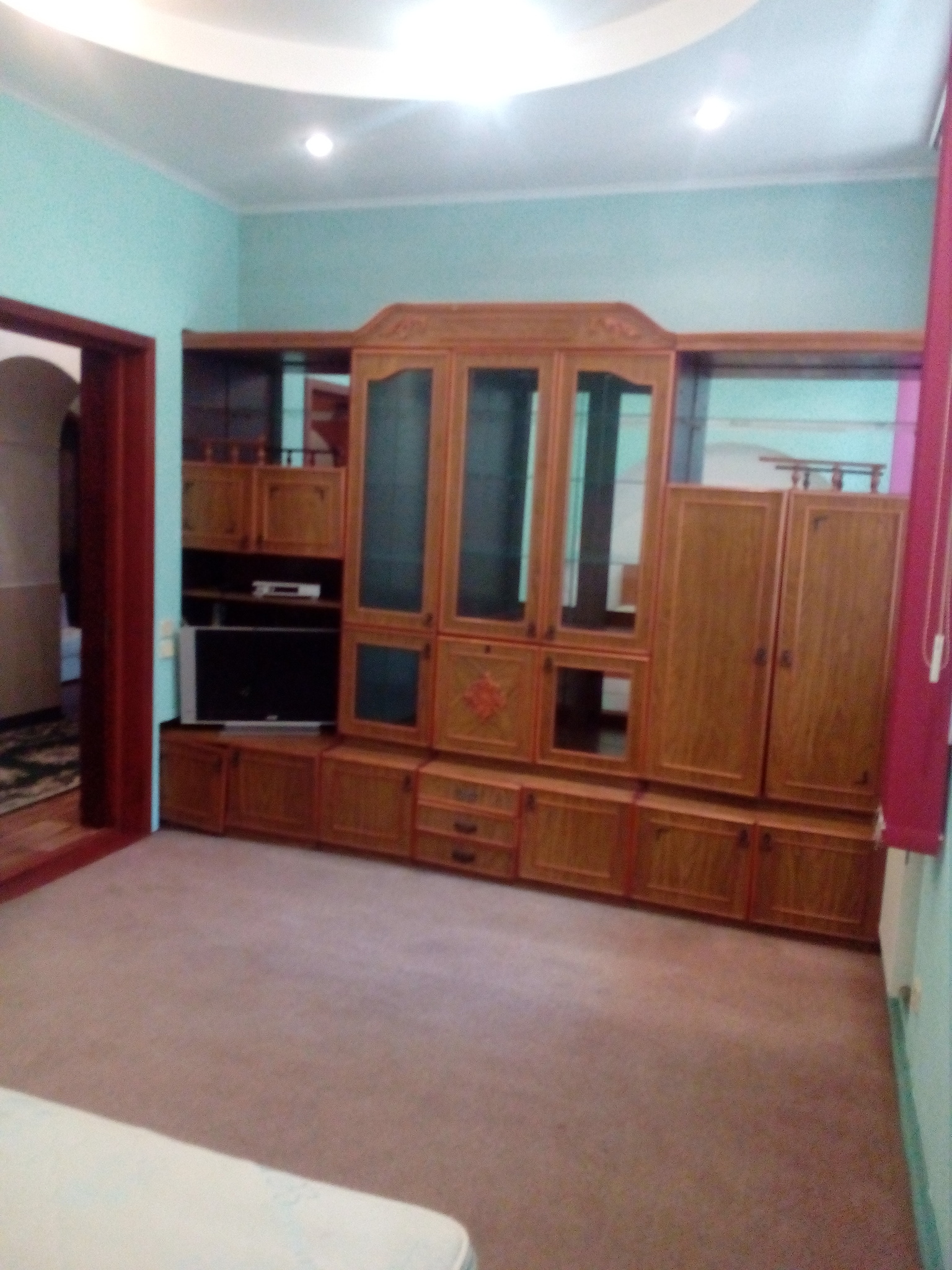 Продажа 3-комнатной квартиры 76.4 м²