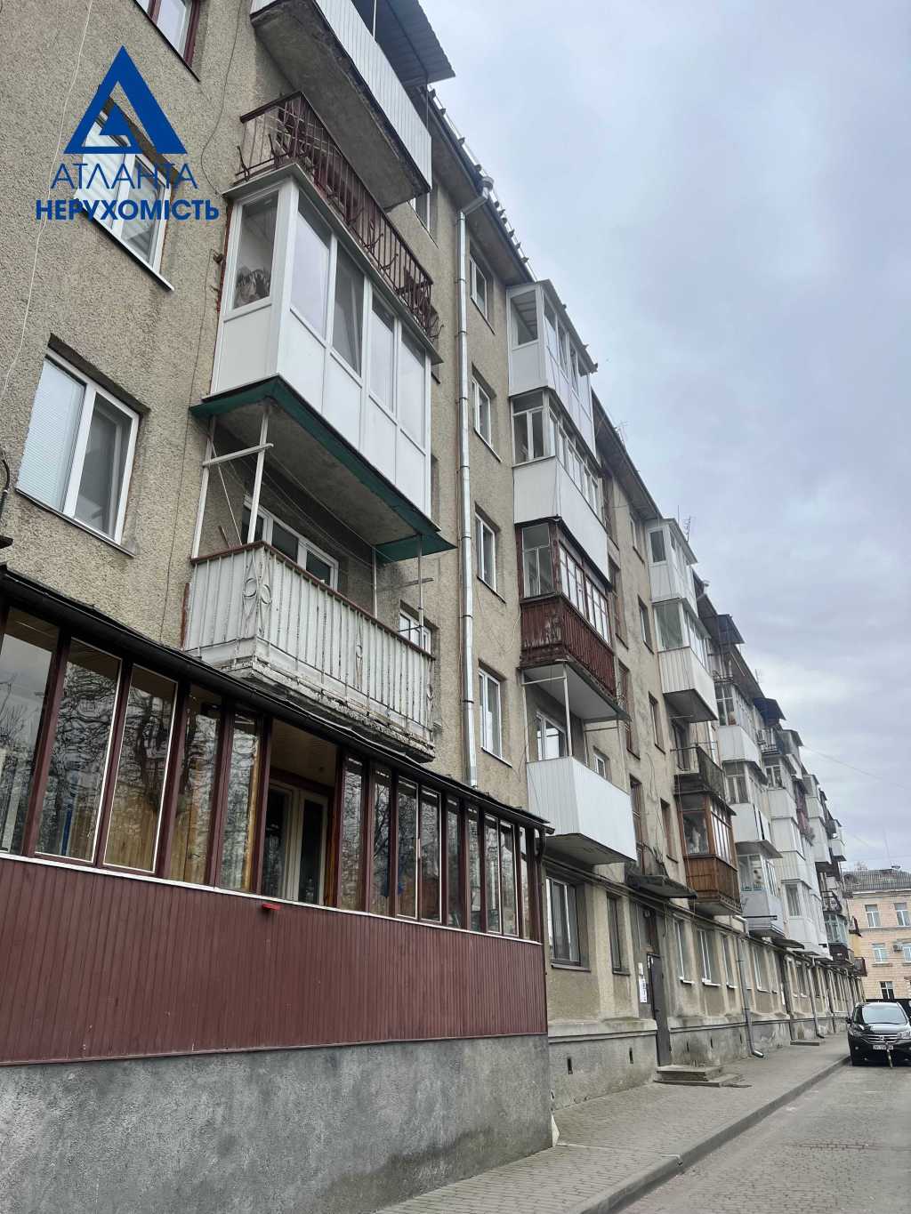 Продаж 2-кімнатної квартири 43 м², Волі просп., 49