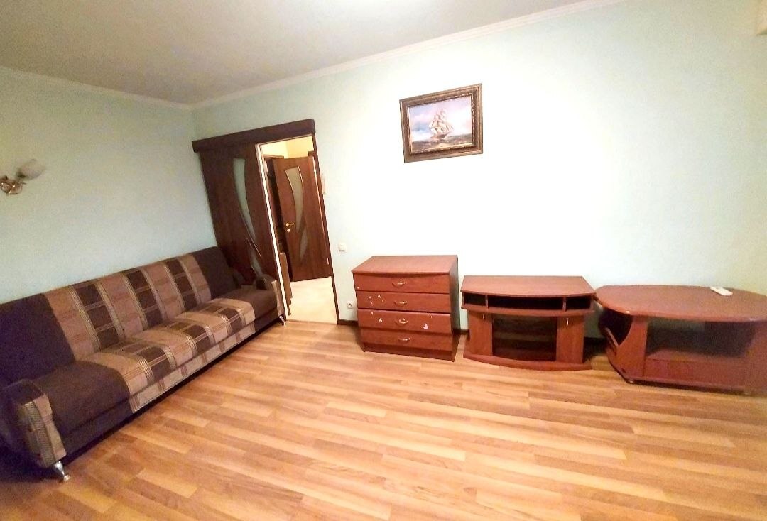 Аренда 1-комнатной квартиры 34 м², Академика Глушко просп.