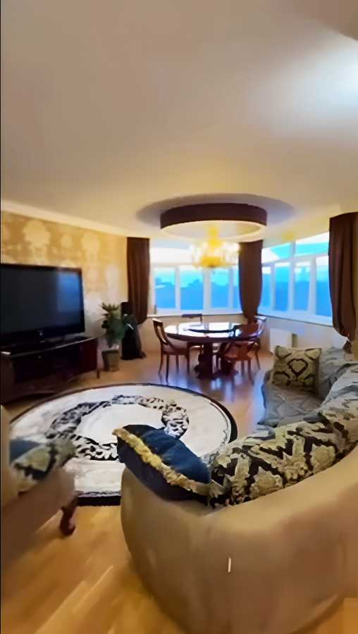Продаж 3-кімнатної квартири 130 м², Генерала Генадія Воробйова вул., 13е