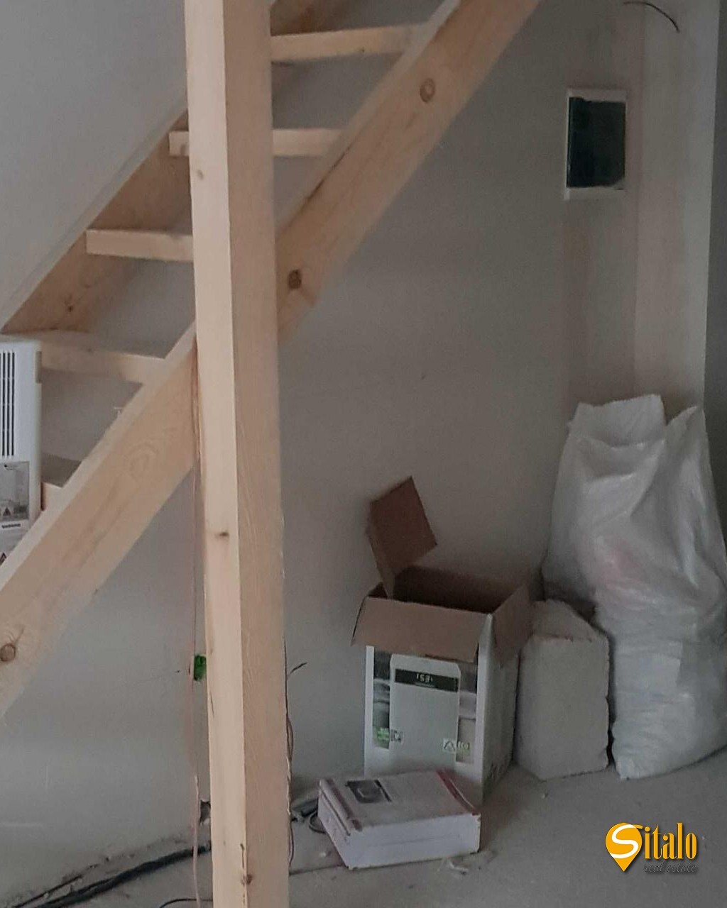 Продаж 1-кімнатної квартири 24 м², Джерельна вул.