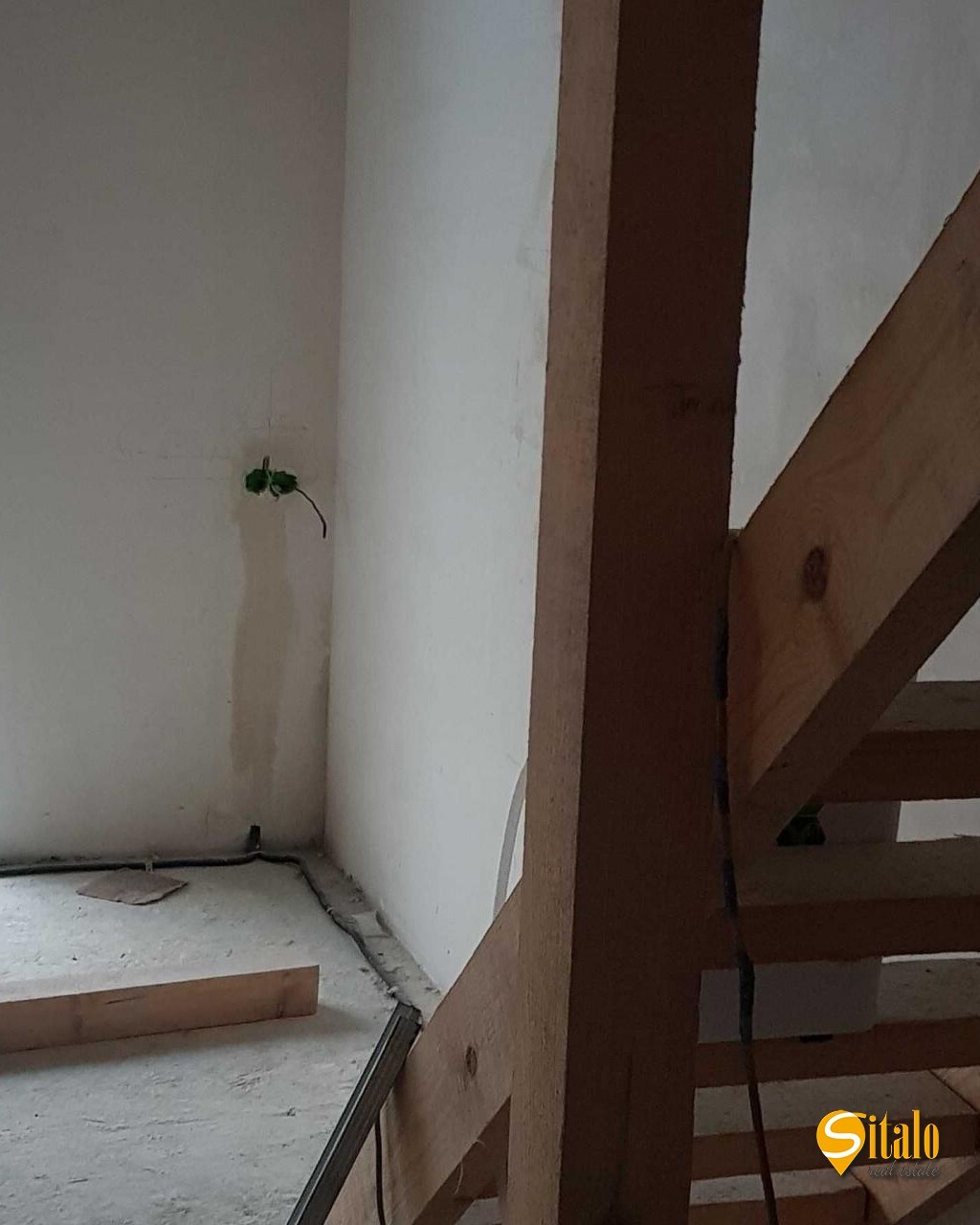 Продаж 1-кімнатної квартири 24 м², Джерельна вул.