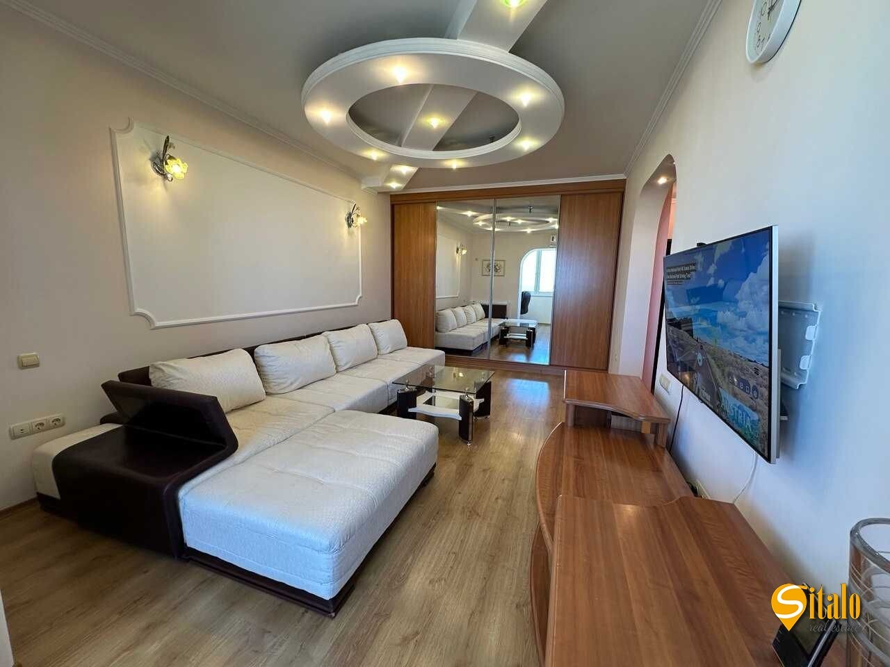 Продаж 2-кімнатної квартири 76.3 м², Анни Ахматової вул., 13Д
