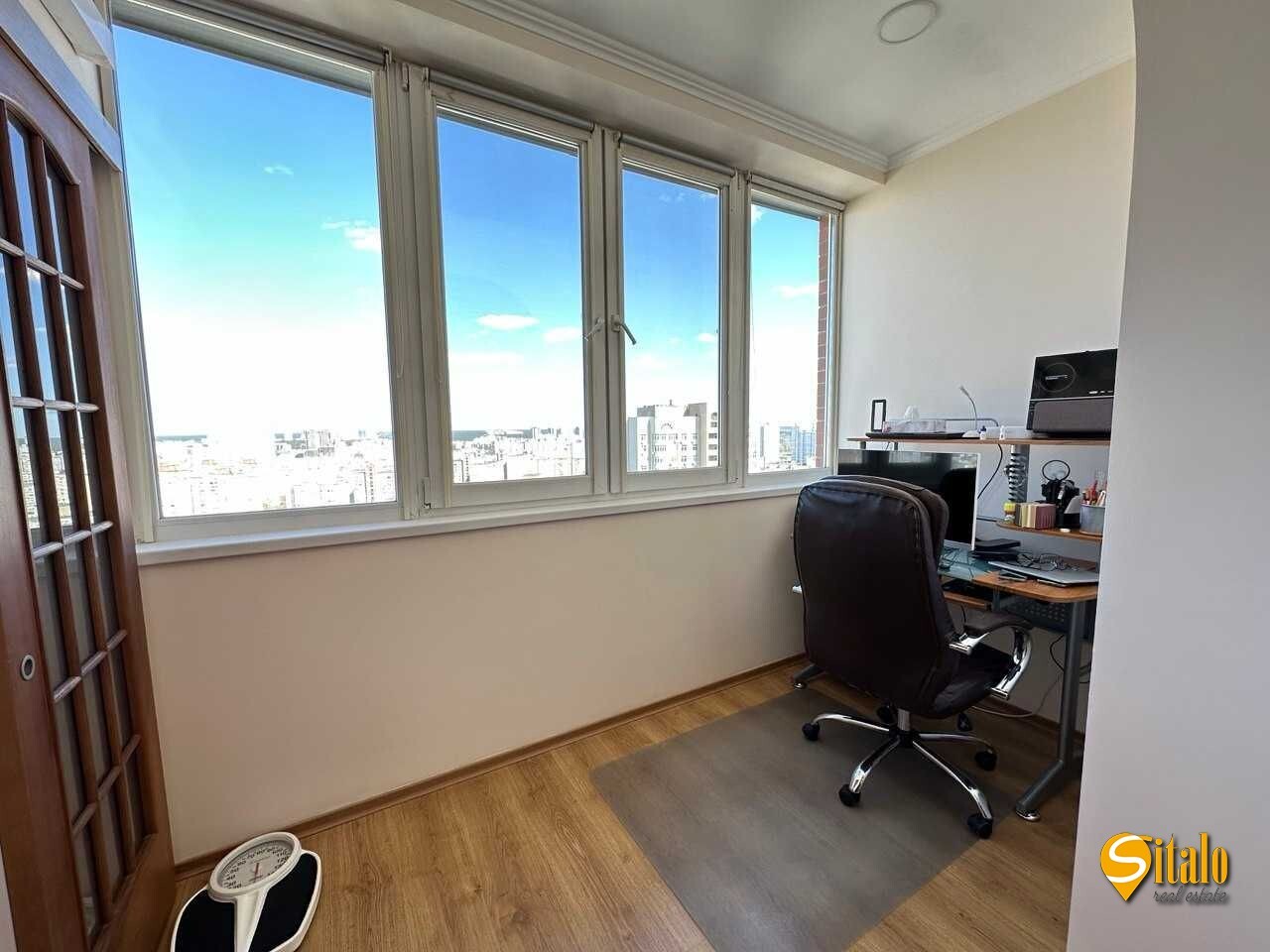 Продаж 2-кімнатної квартири 76.3 м², Анни Ахматової вул., 13Д