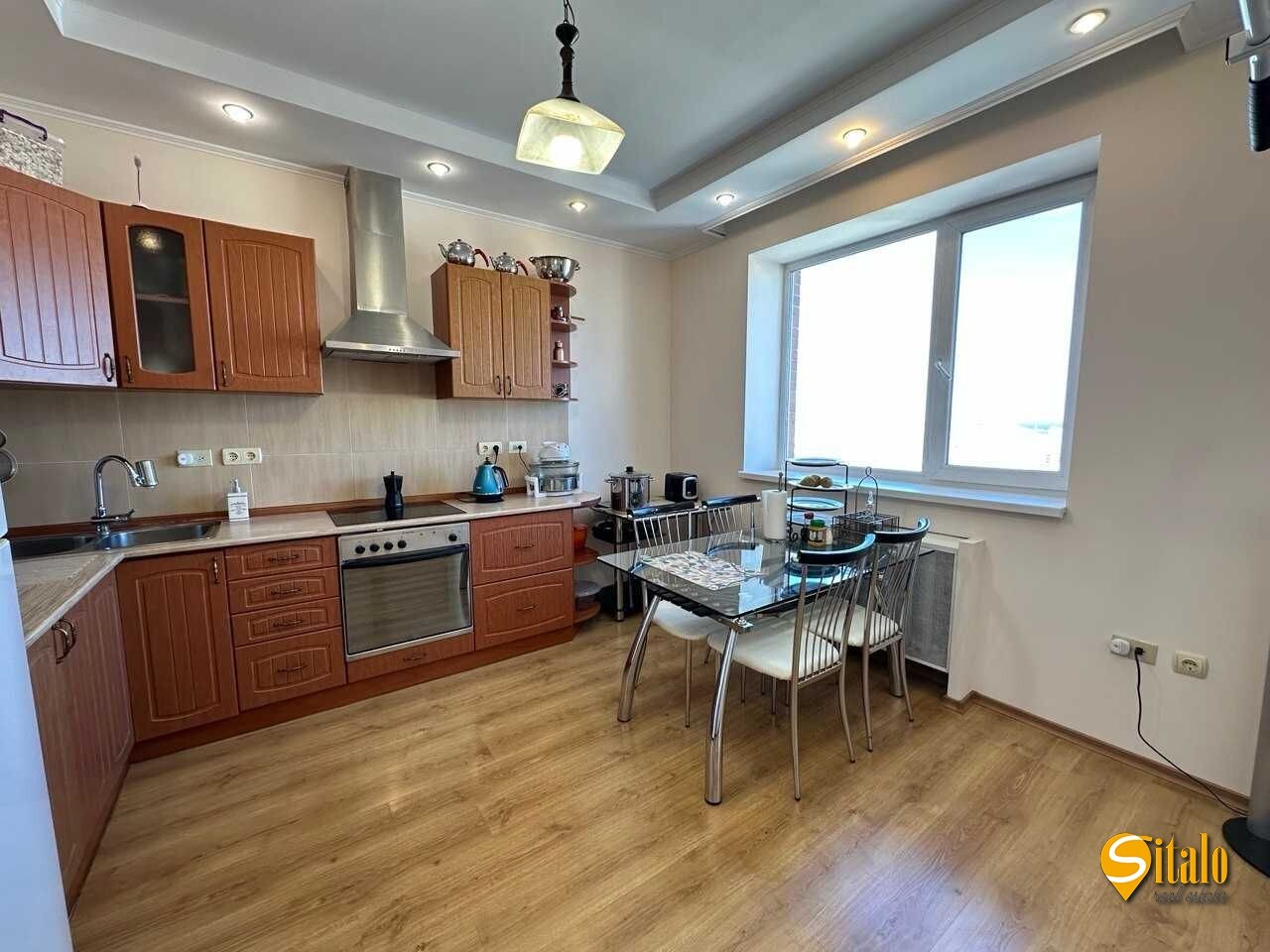 Продаж 2-кімнатної квартири 76.3 м², Анни Ахматової вул., 13Д