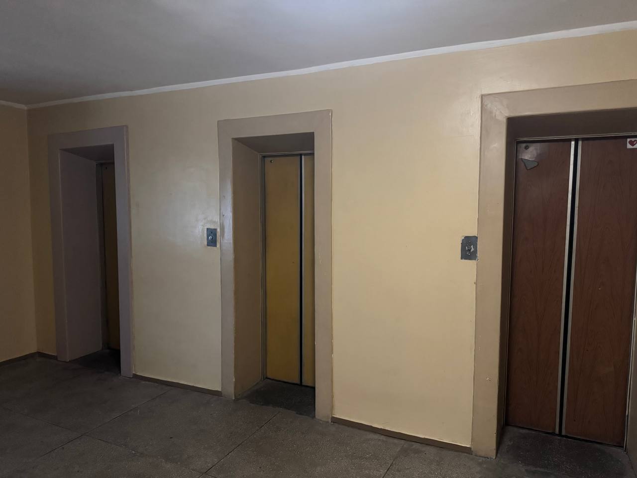 Продаж 3-кімнатної квартири 90 м², Сортувальна вул., 4